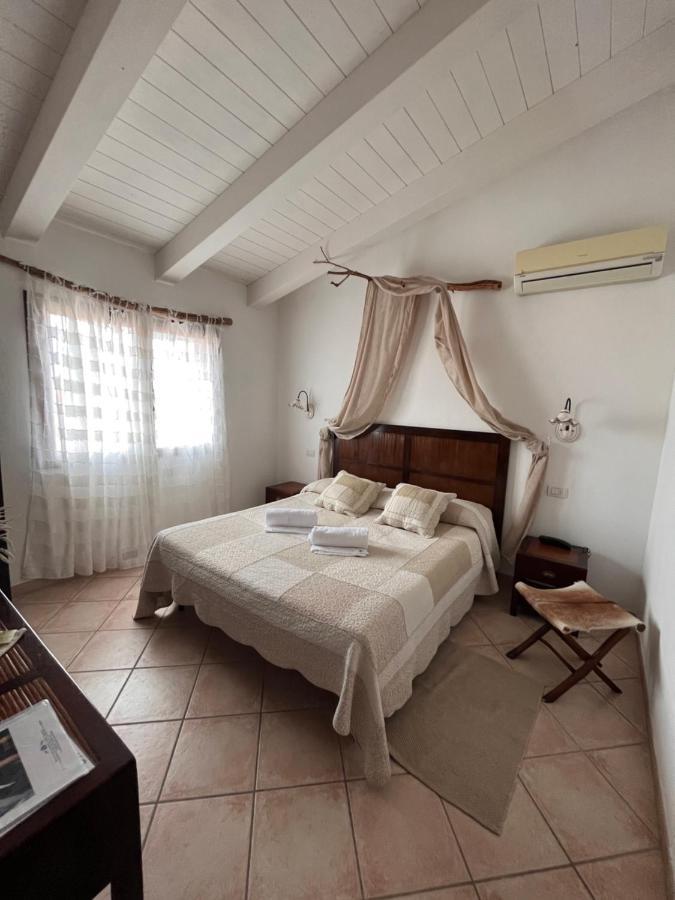 Hotel Tabby Golfo Aranci Exterior photo